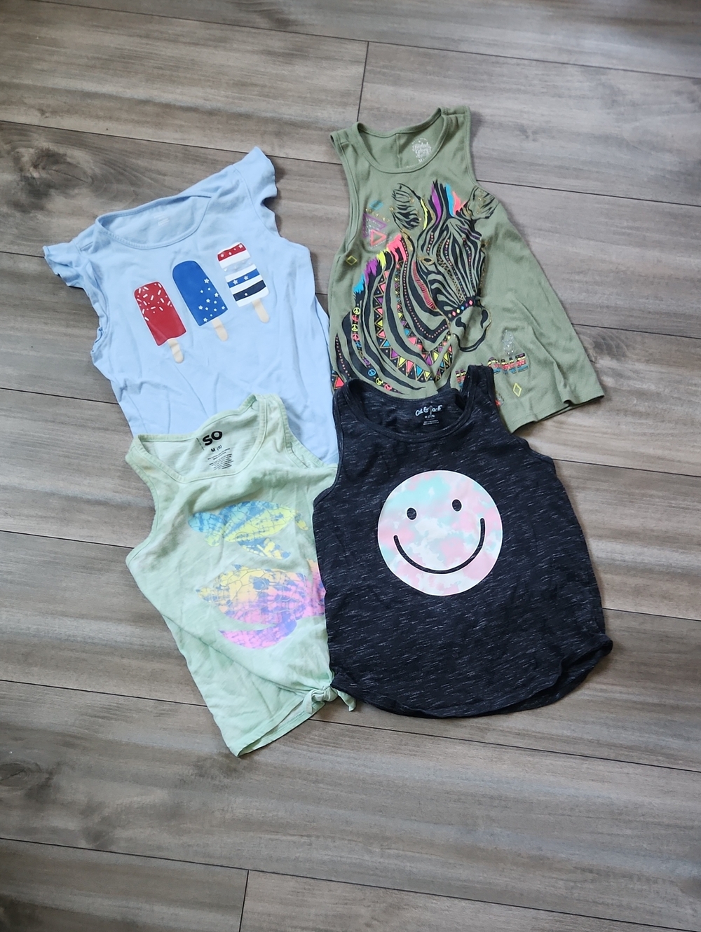 4 Pc Girl Tank LOT 7/8